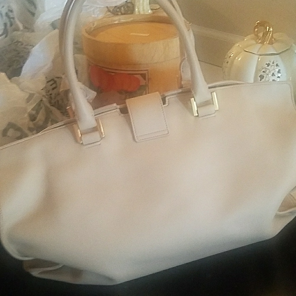 Handbag - Picture 7 of 8